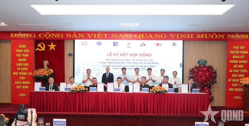 Ký hợp đồng gói thầu thi công xây lắp công trình Nhà máy Thủy điện Trị An mở rộng