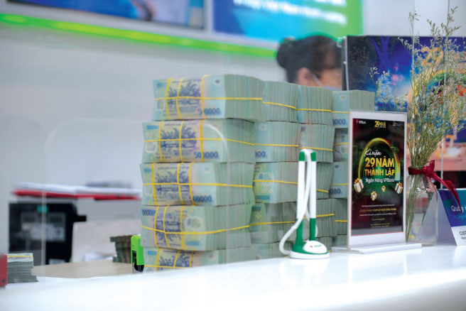 Không đủ an toàn vốn, ngân hàng không được phép chia lợi nhuận tiền mặt