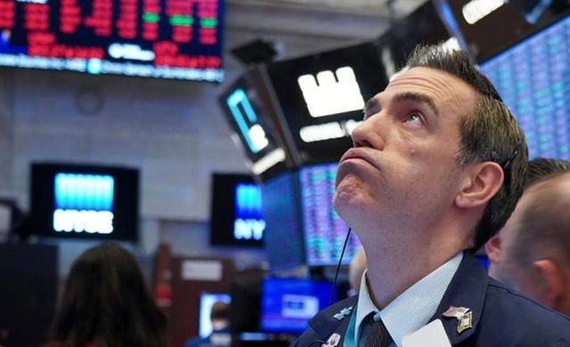 Phiên 17/7: Khối ngoại ngắt chuỗi 11 phiên mua ròng liên tiếp, một cổ phiếu ngân hàng bị xả hàng trăm tỷ đồng