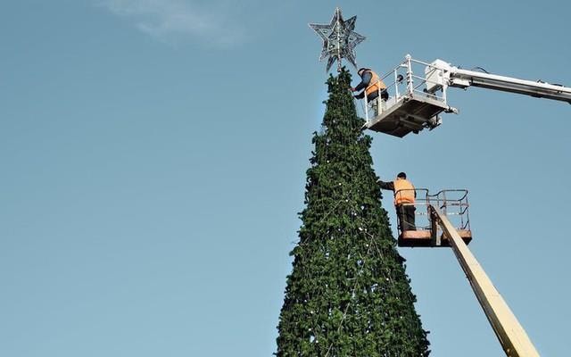 Góc nhìn chuyên gia: Nhịp chỉnh bất ngờ có thể xuất hiện sau đà tăng nóng, nhà đầu tư tránh FOMO mua đuổi giá cao