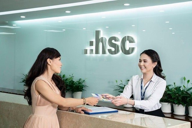 HFIC bán đấu giá toàn bộ 121,6 triệu quyền mua cổ phiếu của HCM, dự thu hơn 800 tỷ