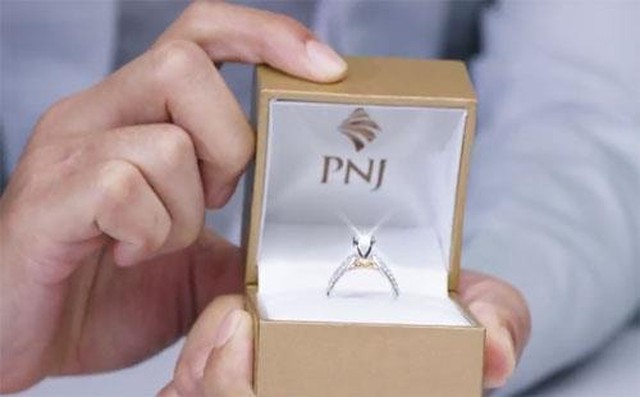 “Ông lớn” bán vàng PNJ báo lãi ròng quý 2 tăng dù doanh thu sụt mạnh