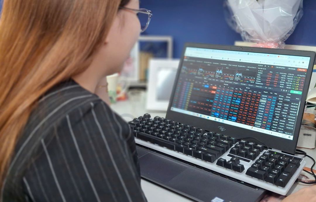 Chứng khoán tăng mạnh, khối ngoại mua ròng 9 phiên liên tiếp