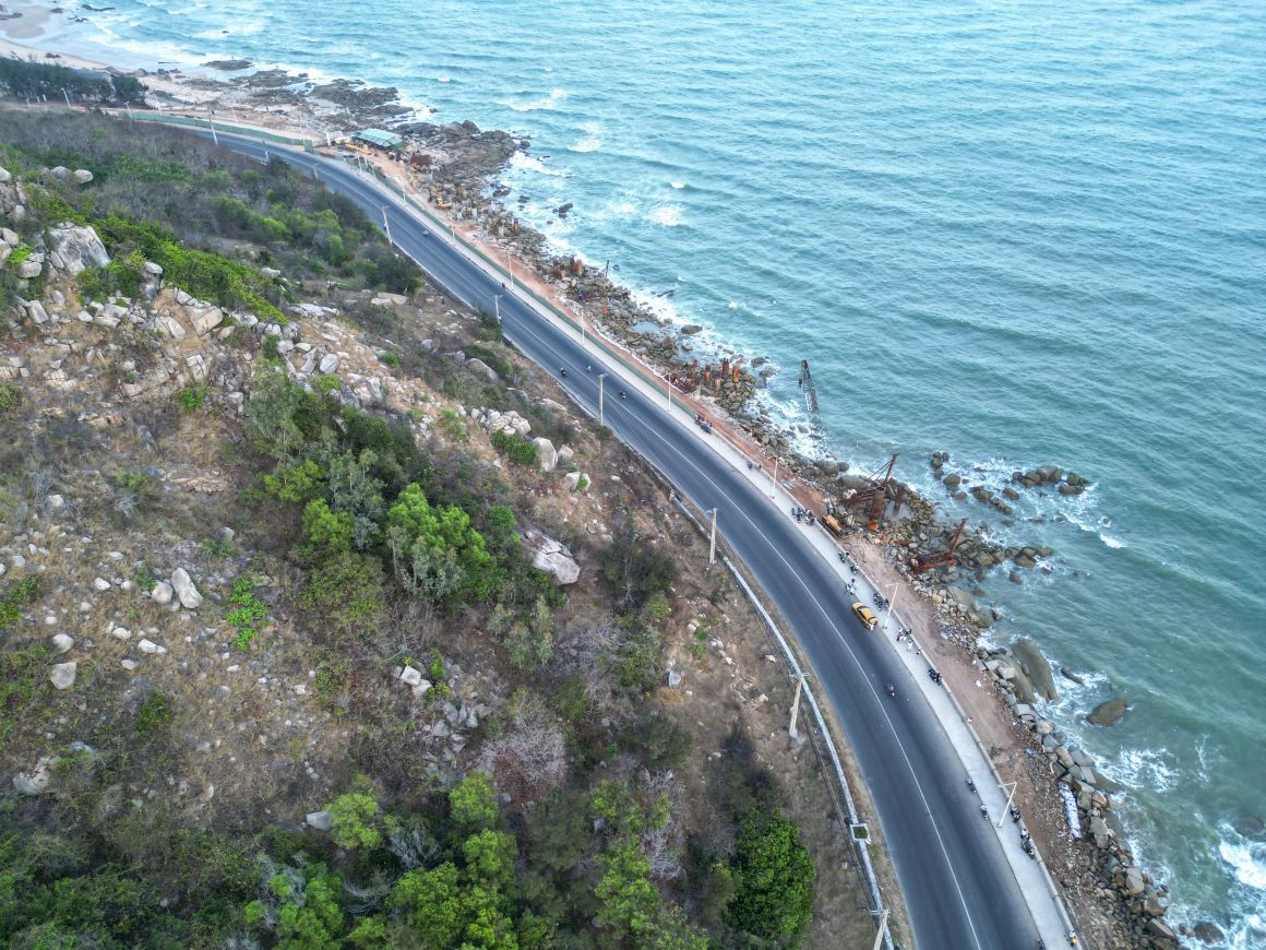 Cuối 2025, cả nước có 1.600km đường ven biển