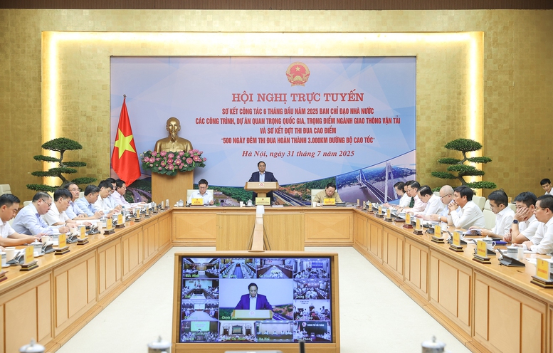 Khơi thông vật liệu, nhiều cao tốc cam kết về đích trong năm 2025