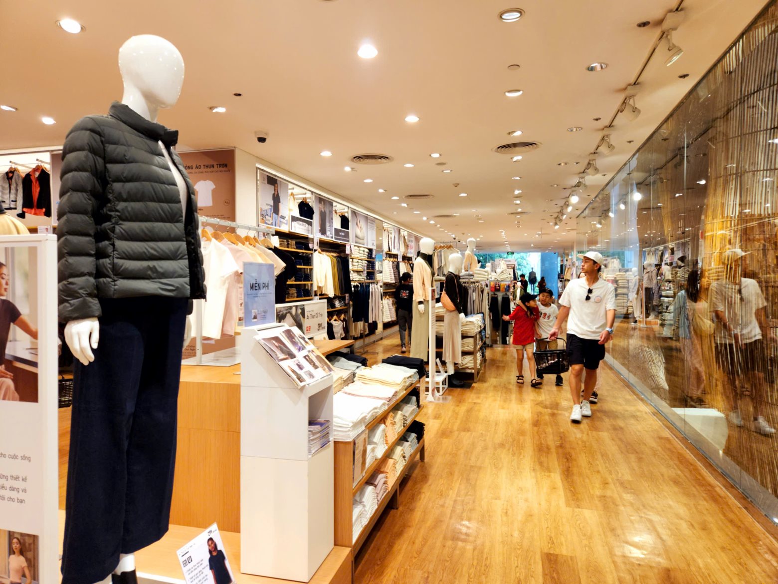 Thị trường bán lẻ tăng trưởng nhanh, nguồn cung mặt bằng hạn chế