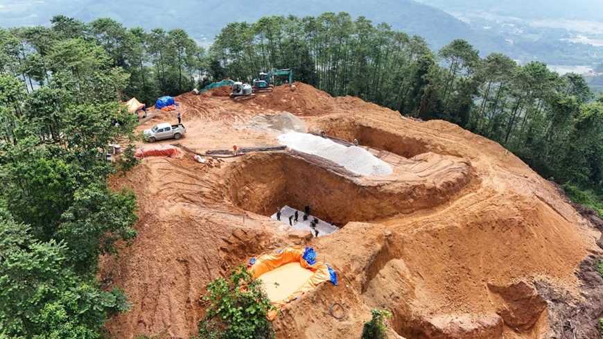 Khẩn trương thi công đường dây 500 KV Lào Cai – Vĩnh Yên (Phú Thọ)