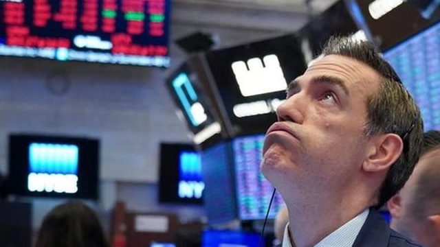 Phiên 27/8: Khối ngoại bán ròng đột biến hơn 4.000 tỷ đồng, xả mạnh loạt cổ phiếu “bank, chứng, thép”