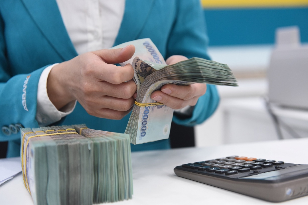 Thông tư 14: ai hưởng lợi, ai gặp khó với chuẩn vốn mới?