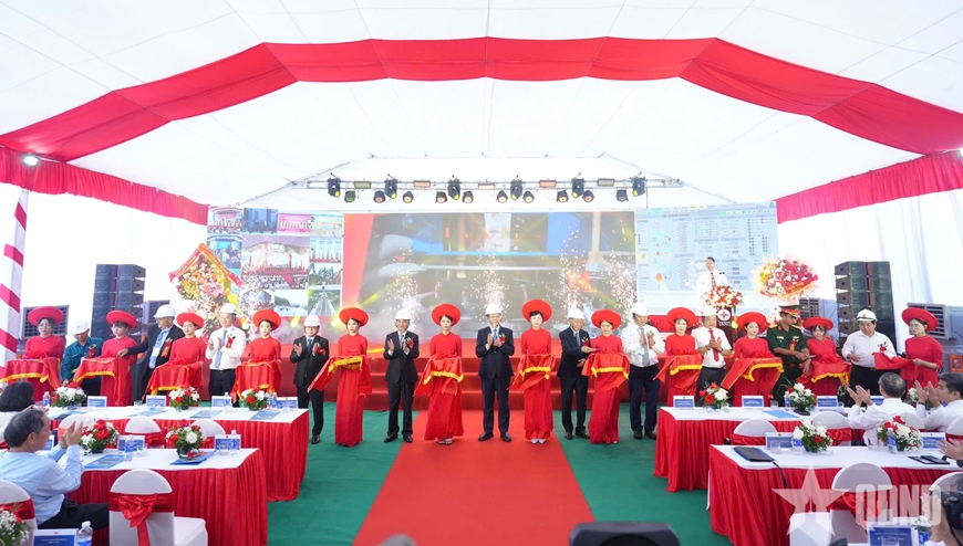 Hòa lưới điện tổ máy số 1 – Dự án Nhà máy Thủy điện Hòa Bình mở rộng