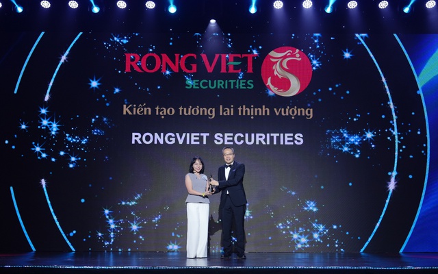 Chứng khoán Rồng Việt 4 năm liên tiếp nhận giải “Nơi làm việc tốt nhất châu Á”