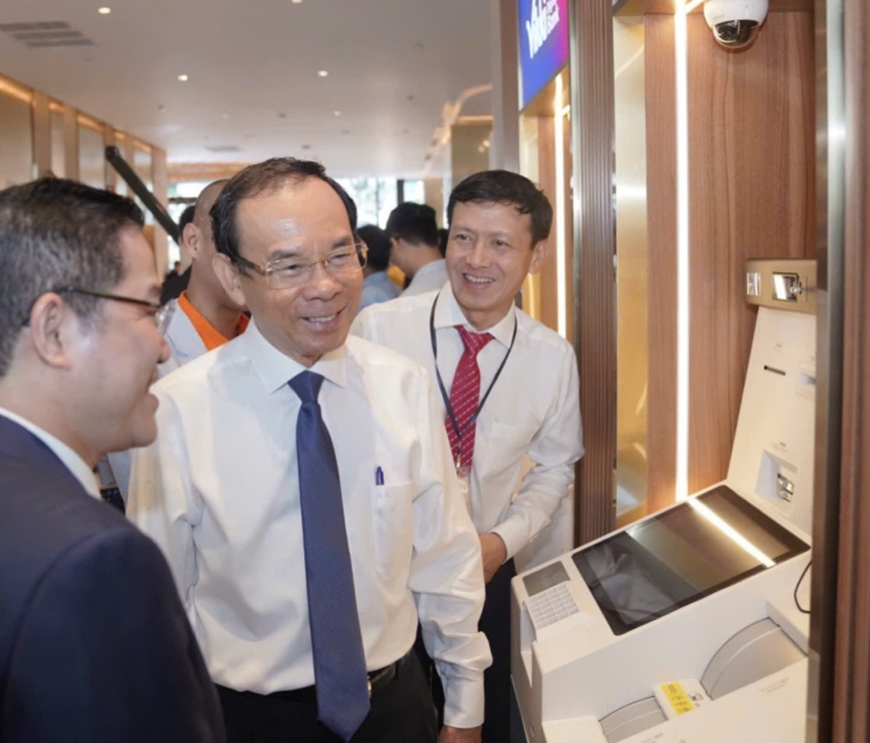 Khánh thành tòa nhà trung tâm tài chính Saigon Marina IFC cao 55 tầng​