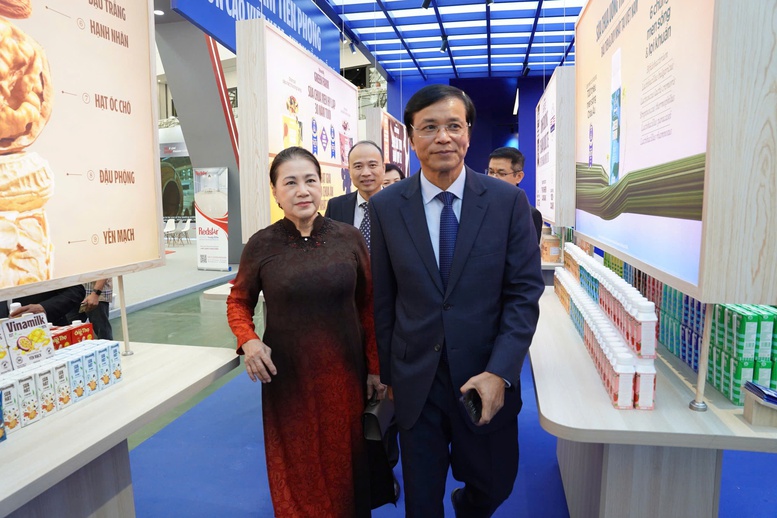 Vinamilk tái hiện hành trình đến với thương hiệu sữa tiềm năng nhất thế giới tại Triển lãm thành tựu đất nước