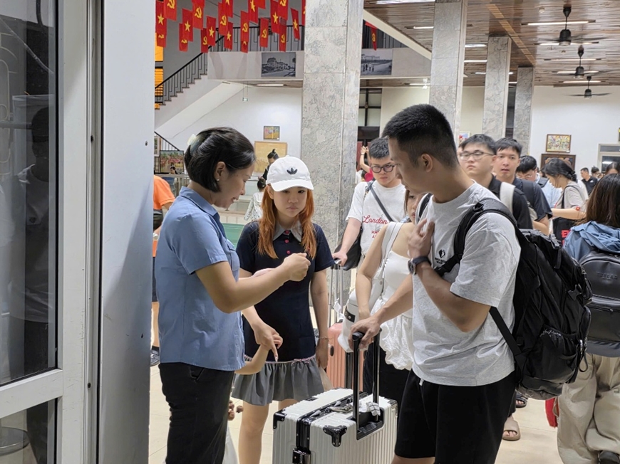 Ngành đường sắt bắt đầu bán vé tàu dịp Tết Nguyên đán 2026