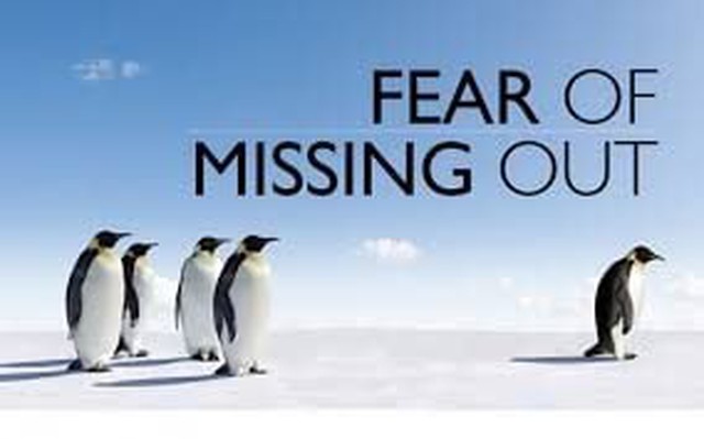 FOMO trong chứng khoán: Kẻ thù “ngầm” và công thức hóa giải cho nhà đầu tư mới