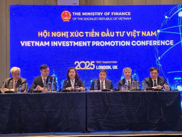 Bộ Tài chính tổ chức thành công Hội nghị xúc tiến đầu tư tại Vương quốc Anh