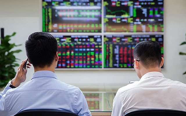 Ủy ban Chứng khoán chỉ đạo “nóng” các công ty chứng khoán, quản lý quỹ