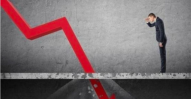 Góc nhìn chuyên gia: Không loại trừ khả năng VN-Index “thủng” 1.600 điểm, đặt quản trị rủi ro lên hàng đầu