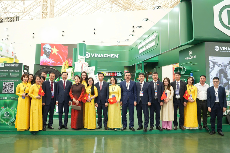 VINACHEMMART nhận được sự quan tâm lớn tại Triển lãm quốc gia 80 năm hành trình Độc lập – Tự do – Hạnh phúc