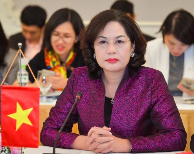 Thống đốc Ngân hàng Nhà nước Nguyễn Thị Hồng được xếp hạng xuất sắc nhất