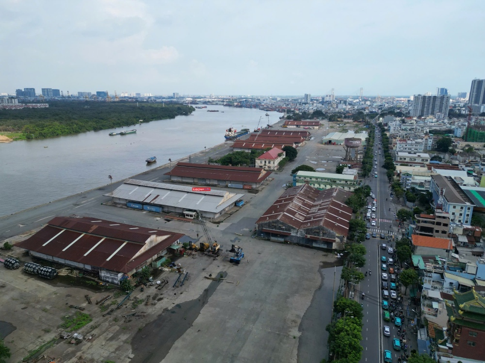 TPHCM muốn quy hoạch khu cảng Khánh Hội và mở rộng đường Nguyễn Tất Thành