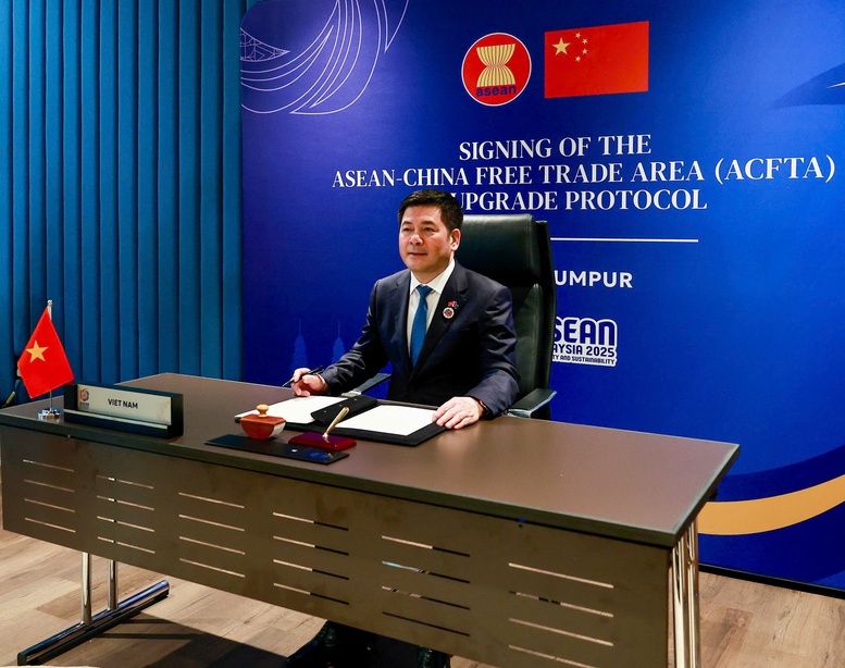 Ký Nghị định thư nâng cấp Hiệp định Thương mại Tự do ASEAN – Trung Quốc