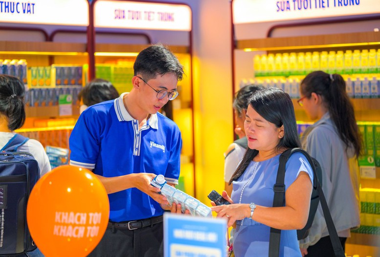 Tổng doanh thu hợp nhất quý III của Vinamilk tiến sát cột mốc 17 nghìn tỷ đồng