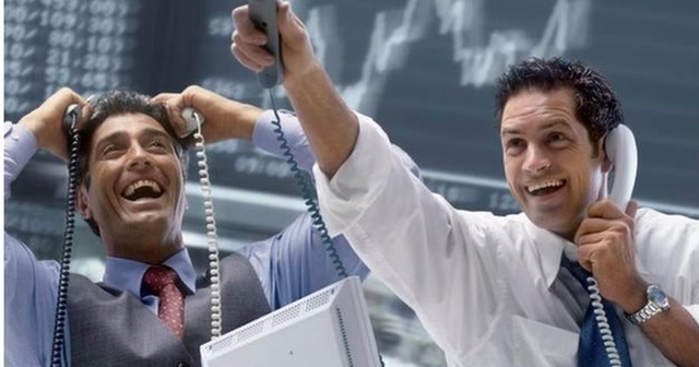 Tự doanh CTCK bất ngờ trở lại mua ròng cổ phiếu trong phiên 23/10, ngược chiều “xả” hàng trăm tỷ tại 2 mã