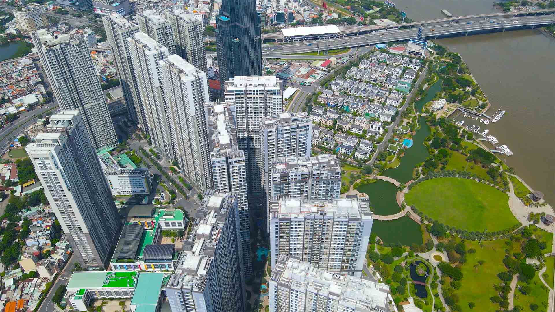 TPHCM cấm doanh nghiệp bất động sản ủy quyền thu tiền đặt cọc, mua bán