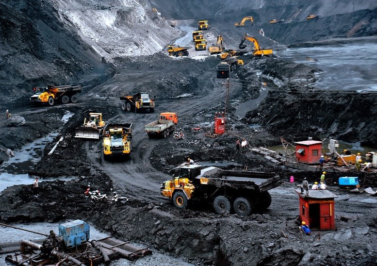 Vượt khó khăn mưa bão, TKV tiếp tục giữ vững kết quả sản xuất kinh doanh