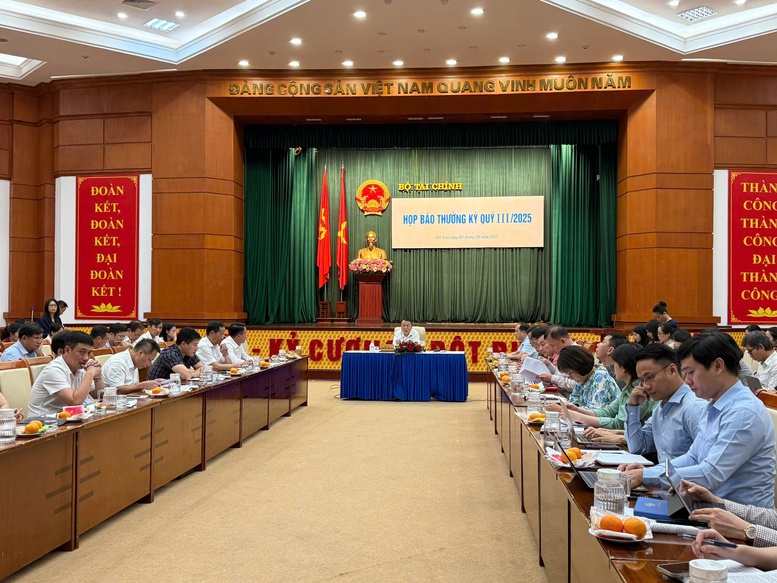 Bộ Tài chính thông tin về nỗ lực nâng hạng thị trường chứng khoán, tài sản mã hóa