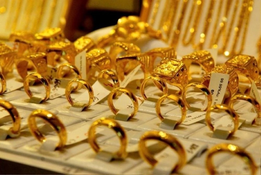 Giá vàng hôm nay (17-10): Tăng dựng đứng, giá vàng nhẫn vượt xa giá vàng miếng