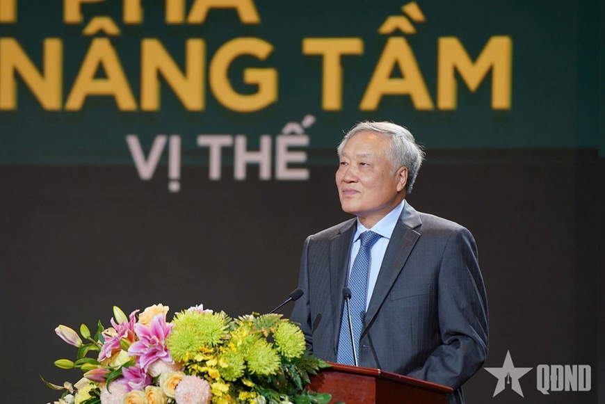 Lâm Đồng trao giấy chứng nhận đăng ký đầu tư cho các dự án với tổng vốn đầu tư 33.000 tỷ đồng.