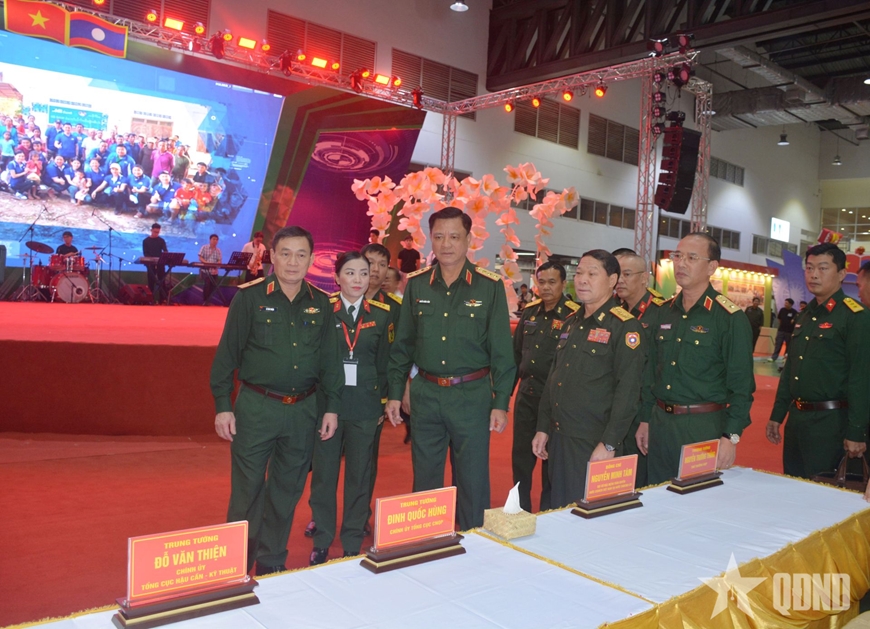 Tổng duyệt Lễ khai mạc Hội chợ kết nối giao thương Việt Nam – Lào