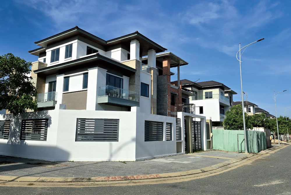 Chủ đầu tư sẽ bị phạt đến 1 tỉ đồng nếu chậm nộp hồ sơ cấp sổ đỏ cho khách hàng