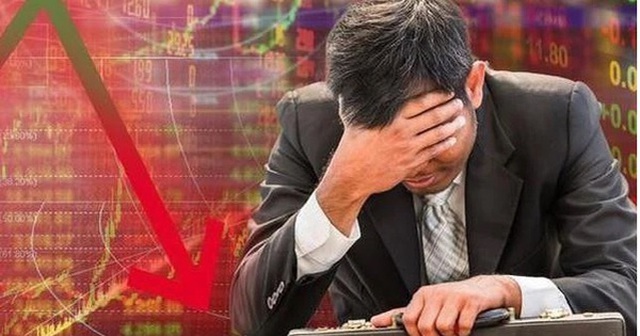 Phiên 5/11: Khối ngoại “quay xe” bán ròng gần 900 tỷ đồng, cổ phiếu nào bị xả mạnh nhất?