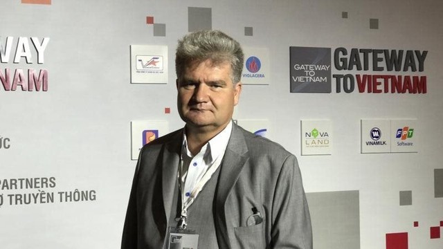 Loạt cổ phiếu ngân hàng và chứng khoán gây áp lực lên danh mục, Pyn Elite Fund chi tiền “gom mạnh” FPT