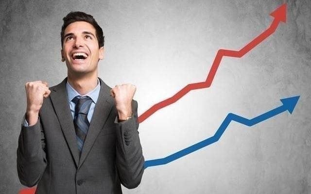 Cổ phiếu dầu khí đồng loạt “nổi sóng”, có mã lên đỉnh 1 năm, chuyện gì đang diễn ra?