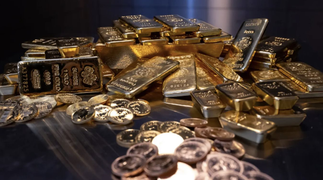 Ai đang nắm hơn 2 nghìn tấn vàng?