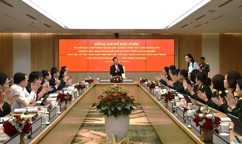 Phó Thủ tướng Hồ Đức Phớc làm việc với Tập đoàn Viettel