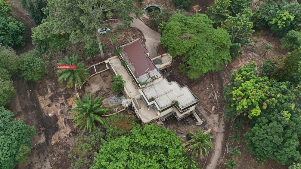 Tháo dỡ ba biệt thự cổ tại số 1 Lý Thái Tổ do xuống cấp nghiêm trọng