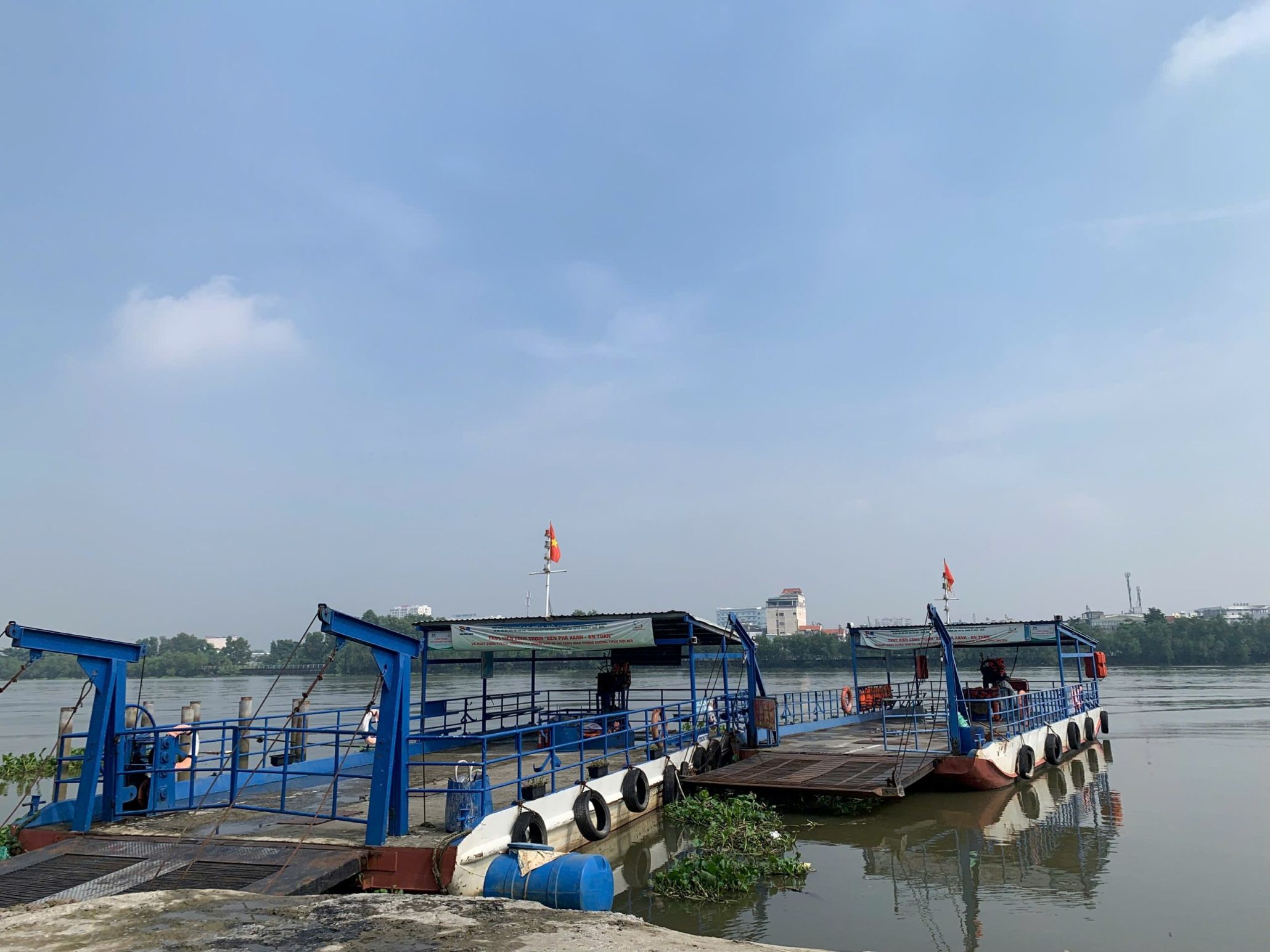 Gia hạn hoạt động phà Bình Quới thêm một năm