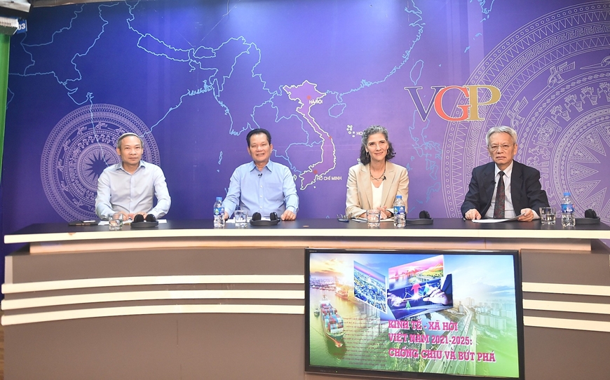 Tọa đàm “Kinh tế – xã hội Việt Nam 2021 – 2025: Chống chịu và bứt phá”