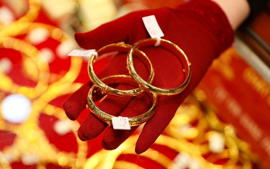 Giá vàng hôm nay (19-11): Đồng loạt giảm sâu