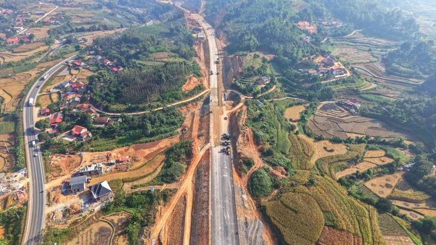 Cao tốc Hữu Nghị – Chi Lăng tiến gần đến mục tiêu thông tuyến