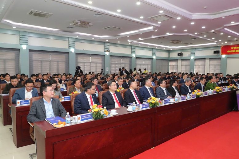 Vận hành an toàn, đầu tư hiệu quả, giữ vững ‘trục xương sống’ của hệ thống điện quốc gia