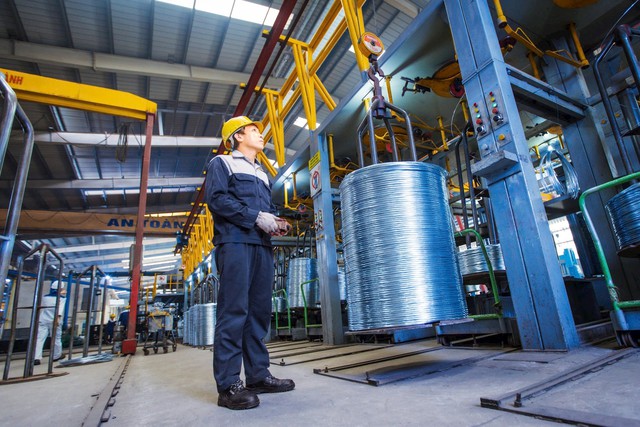 Tin vui cho tỷ phú Trần Đình Long: Thép dây mạ kẽm Hòa Phát hưởng mức thuế 5,7% vào Canada, trong khi “đối thủ” khác chịu mức cao tới 158,9%