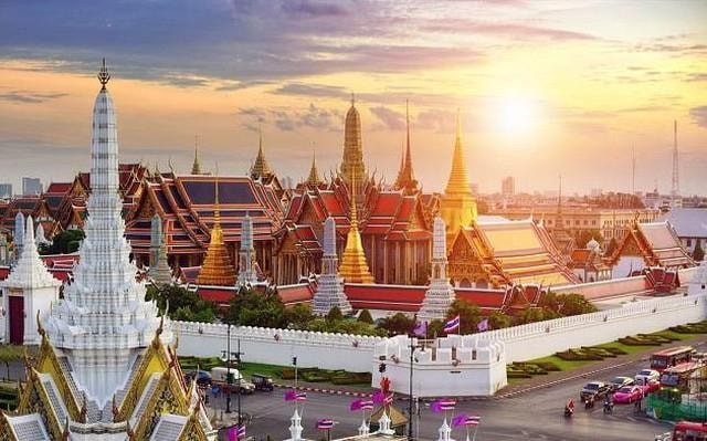 Người Thái đang âm thầm đổ tiền tỷ “gom” cổ phiếu Việt Nam: FPT và MWG lọt tầm ngắm