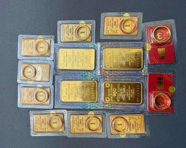 Giá vàng hôm nay (chiều 24-12): Đồng loạt tăng