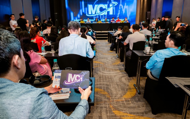 Chứng khoán Vietcap: Niêm yết HOSE mở ra cơ hội để MCH tiến gần VN30 Chứng khoán Vietcap: Niêm yết HOSE mở ra cơ hội để MCH tiến gần VN30